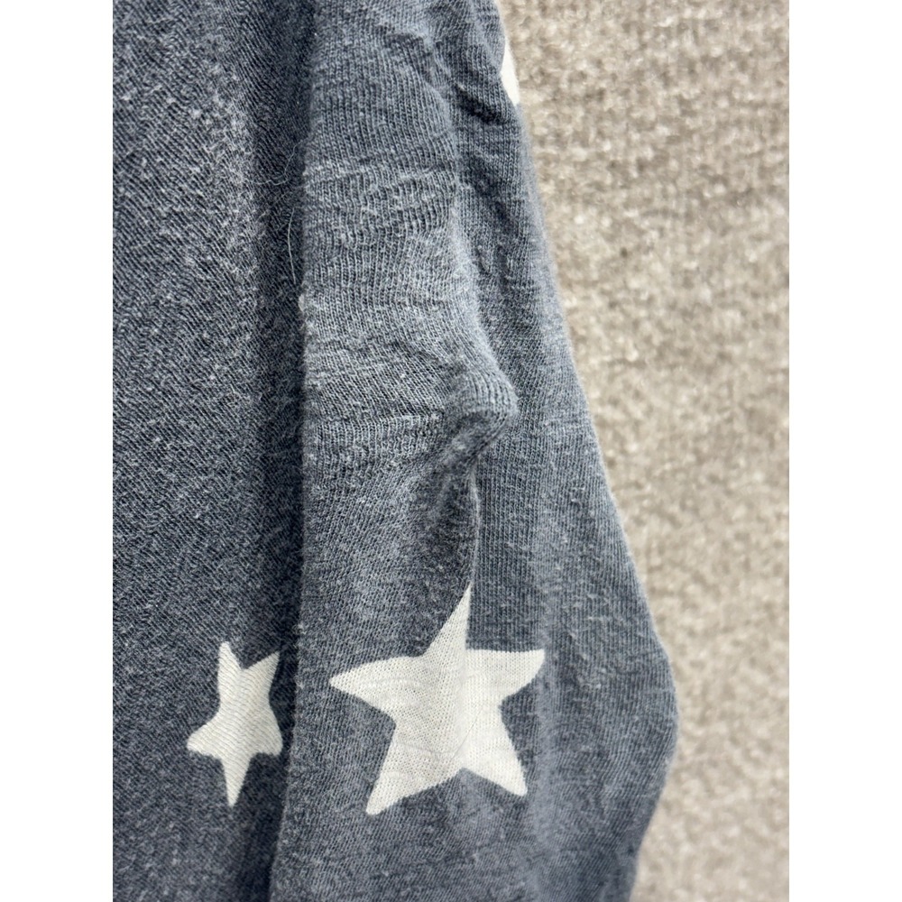 Magnolia Pearl Cardigan Faded Blue Star Print Women One Size Asymmetric *READ* - Picture 2 of 7